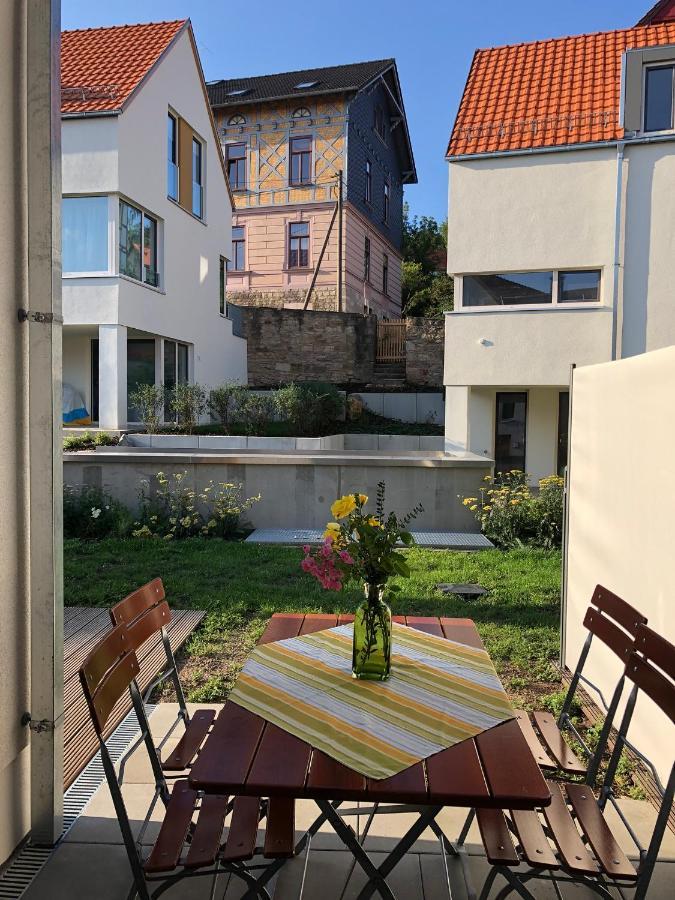 Gaestehaus Brunnenkunst - Exklusiv Wohnen Im Herzen Der Stadt 阿恩施塔特 外观 照片